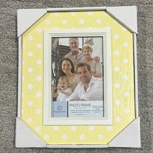 4x6 Huntington Home New Yellow Polka Dot Photo Frame